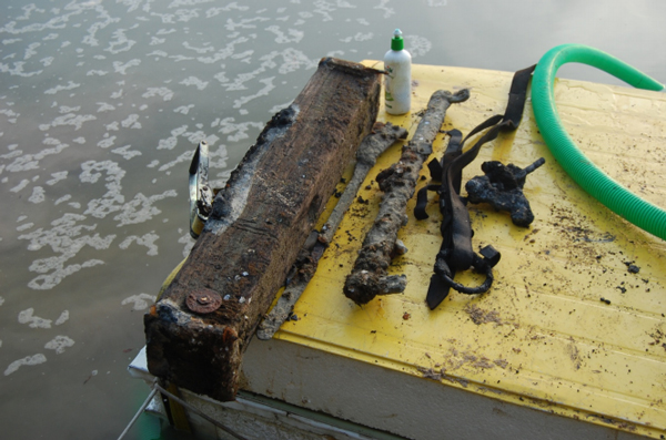 Работы на Балтийском море с резиновой лодки. Калининградская область